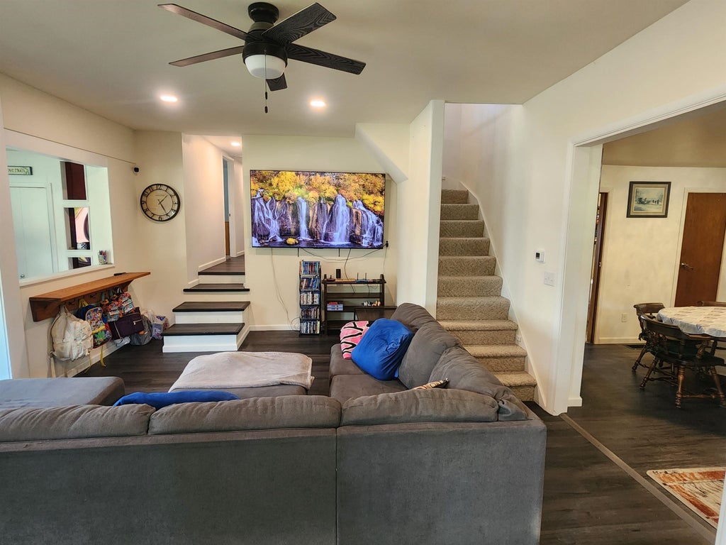 571473741 Eric Kim's Listings