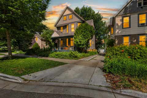 Photo of 1010 E Gorham Street, Madison, WI 53703 (MLS # 2022385)