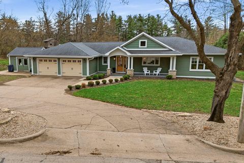 Photo of 437 River Street, Black River Falls, WI 54615 (MLS # 2021766)