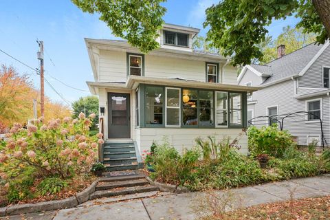 Photo of 2502 E Mifflin Street, Madison, WI 53704 (MLS # 2010440)