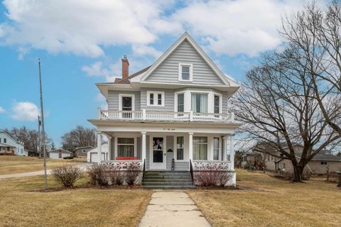 158 E Water Street, Shullsburg, WI 53586 - #: 1997251