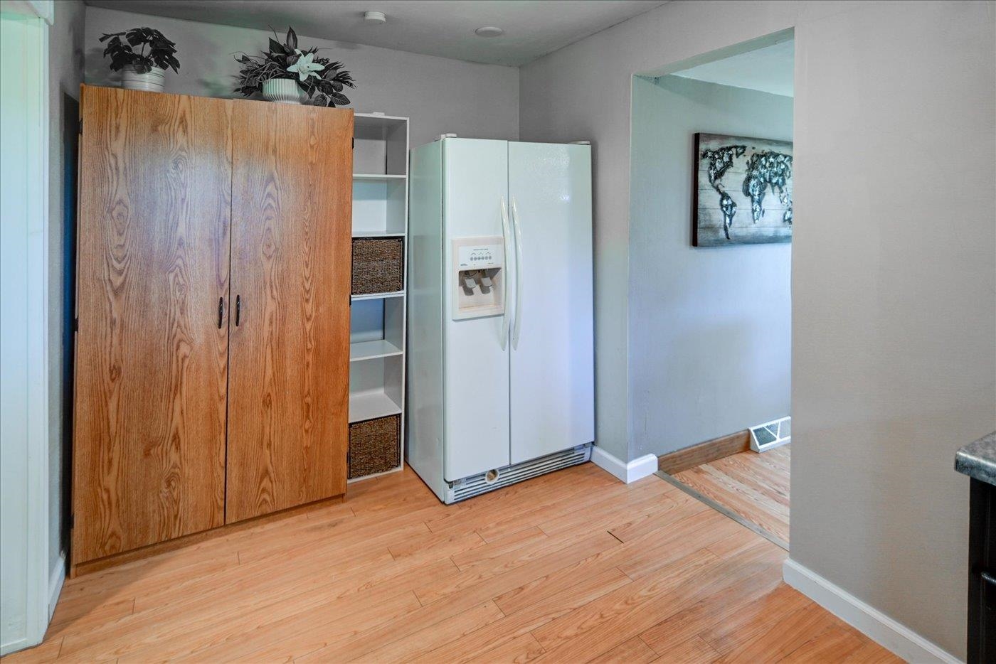 Stoughton, Wisconsin 53589, United States, 1 Bedroom Bedrooms, ,1 BathroomBathrooms,Residential,Active,175460