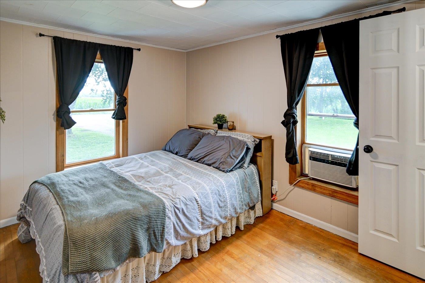 Stoughton, Wisconsin 53589, United States, 1 Bedroom Bedrooms, ,1 BathroomBathrooms,Residential,Active,175460