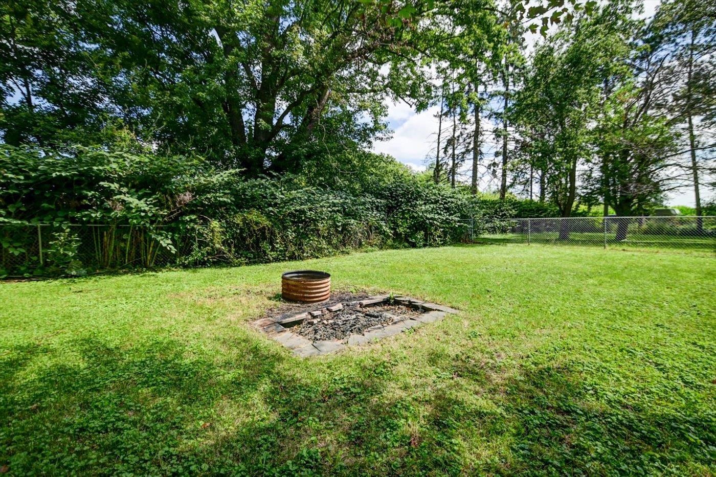 Stoughton, Wisconsin 53589, United States, 1 Bedroom Bedrooms, ,1 BathroomBathrooms,Residential,Active,175460