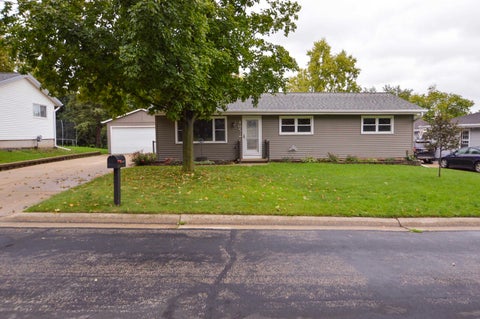 Photo of 465 Raintree Drive, Fort Atkinson, WI 53538 (MLS # 2033157)