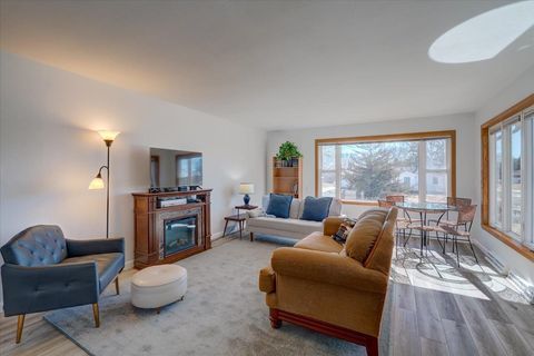 Photo of 300 Pleasant Drive, Waunakee, WI 53597 (MLS # 2013876)