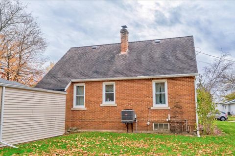 Tiny photo for 917 E Madison Street, Waterloo, WI 53594 (MLS # 2012454)