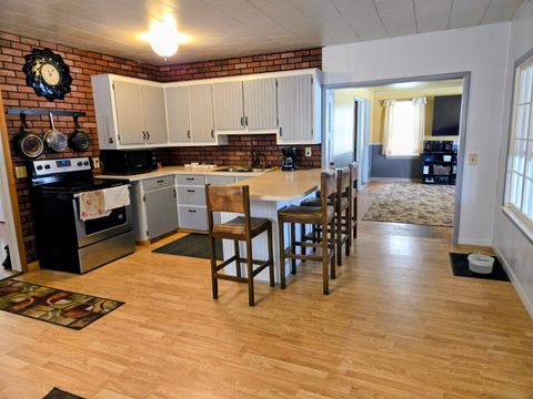 Tiny photo for 237 E Pearl Street, Kingston, WI 53939 (MLS # 2013746)