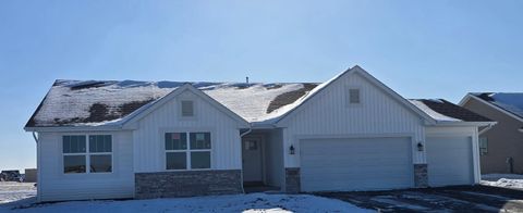Photo of 1124 E BIRCHWOOD Drive, Beloit, WI 53511 (MLS # 2007421)