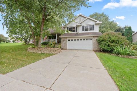 Photo of 1171 Carriage Drive, Sun Prairie, WI 53590 (MLS # 2010312)