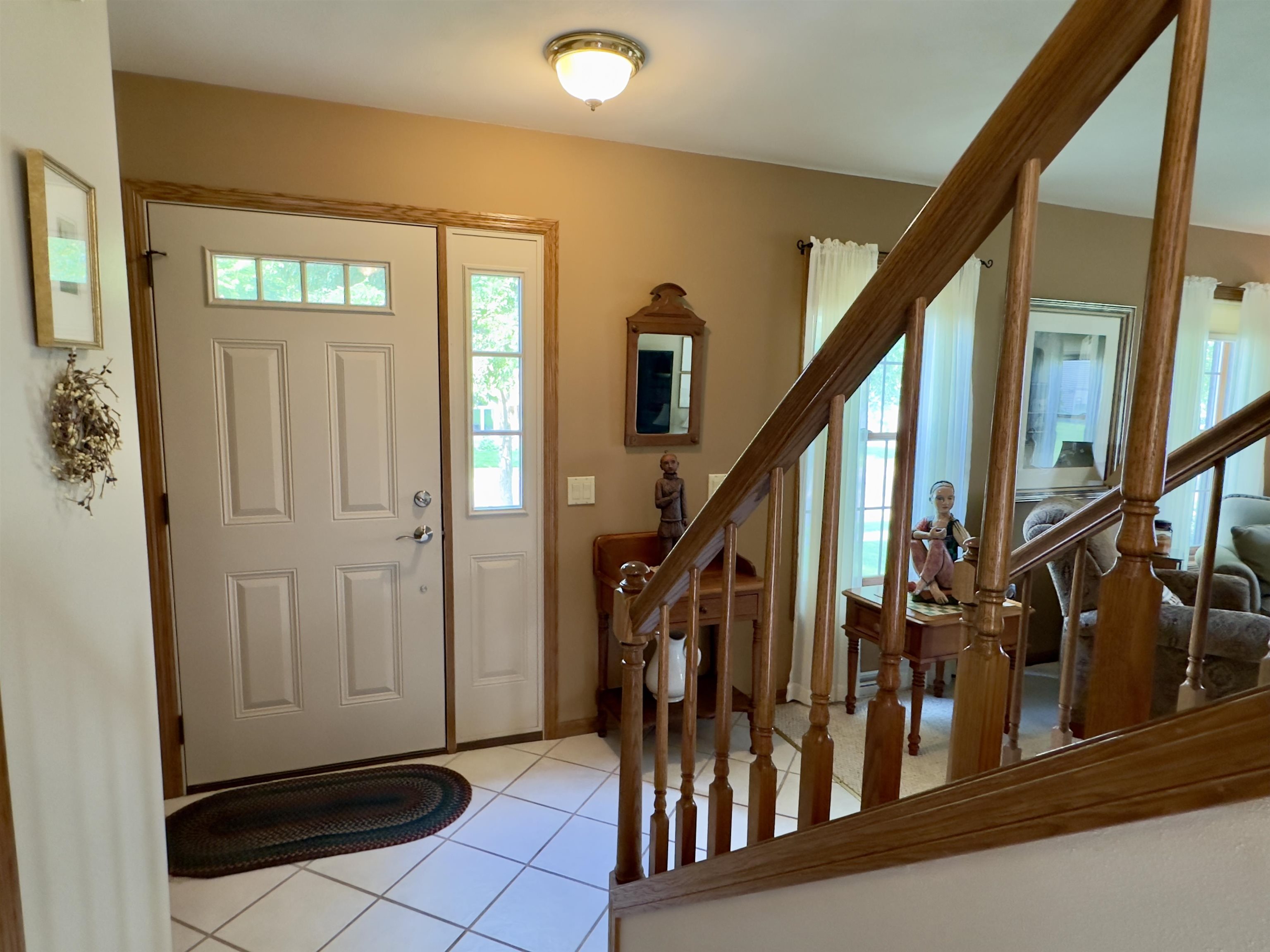 Stoughton, Wisconsin 53589, United States, 3 Bedrooms Bedrooms, ,3 BathroomsBathrooms,Residential,Pending,140940