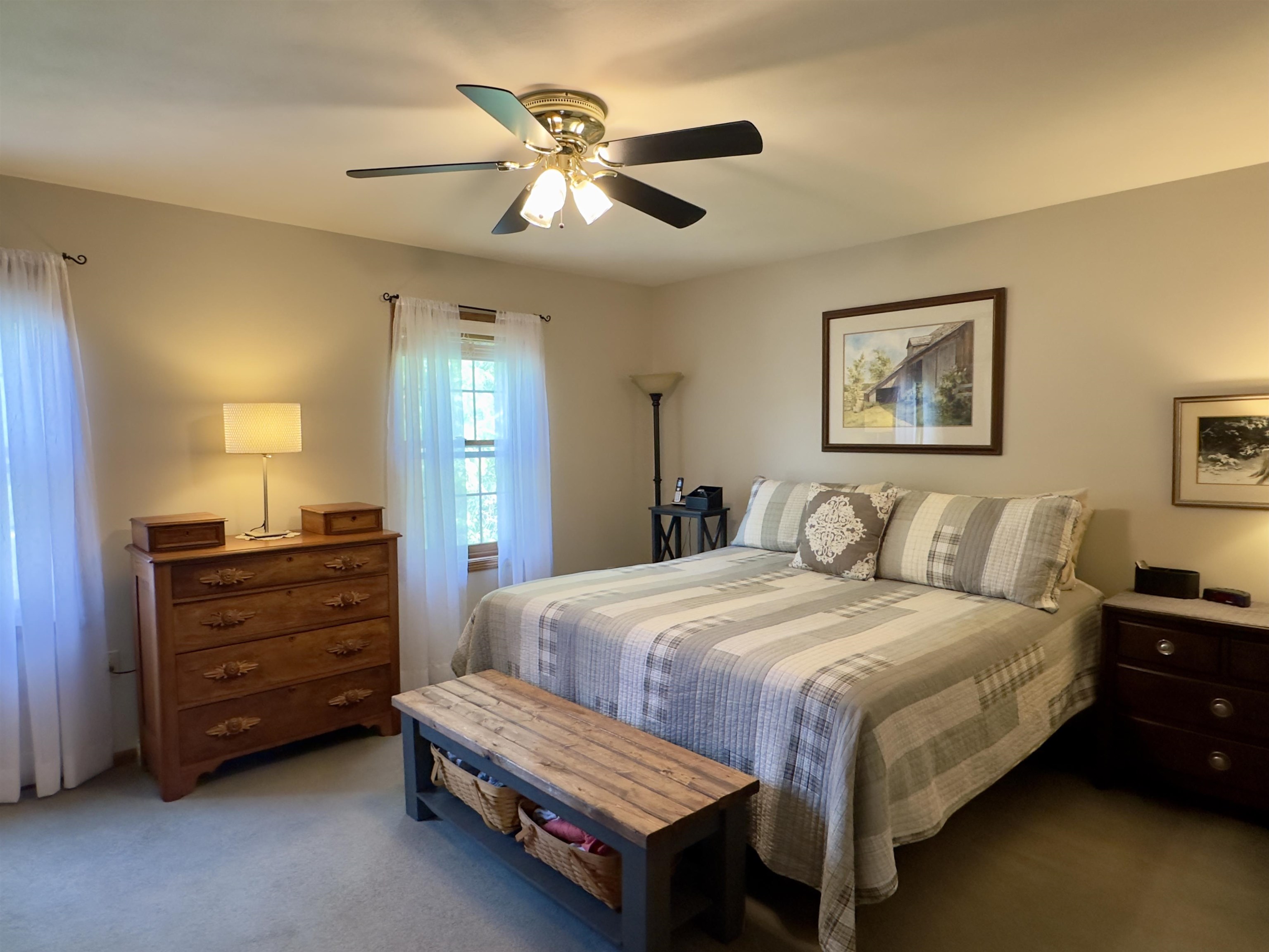 Stoughton, Wisconsin 53589, United States, 3 Bedrooms Bedrooms, ,3 BathroomsBathrooms,Residential,Pending,140940