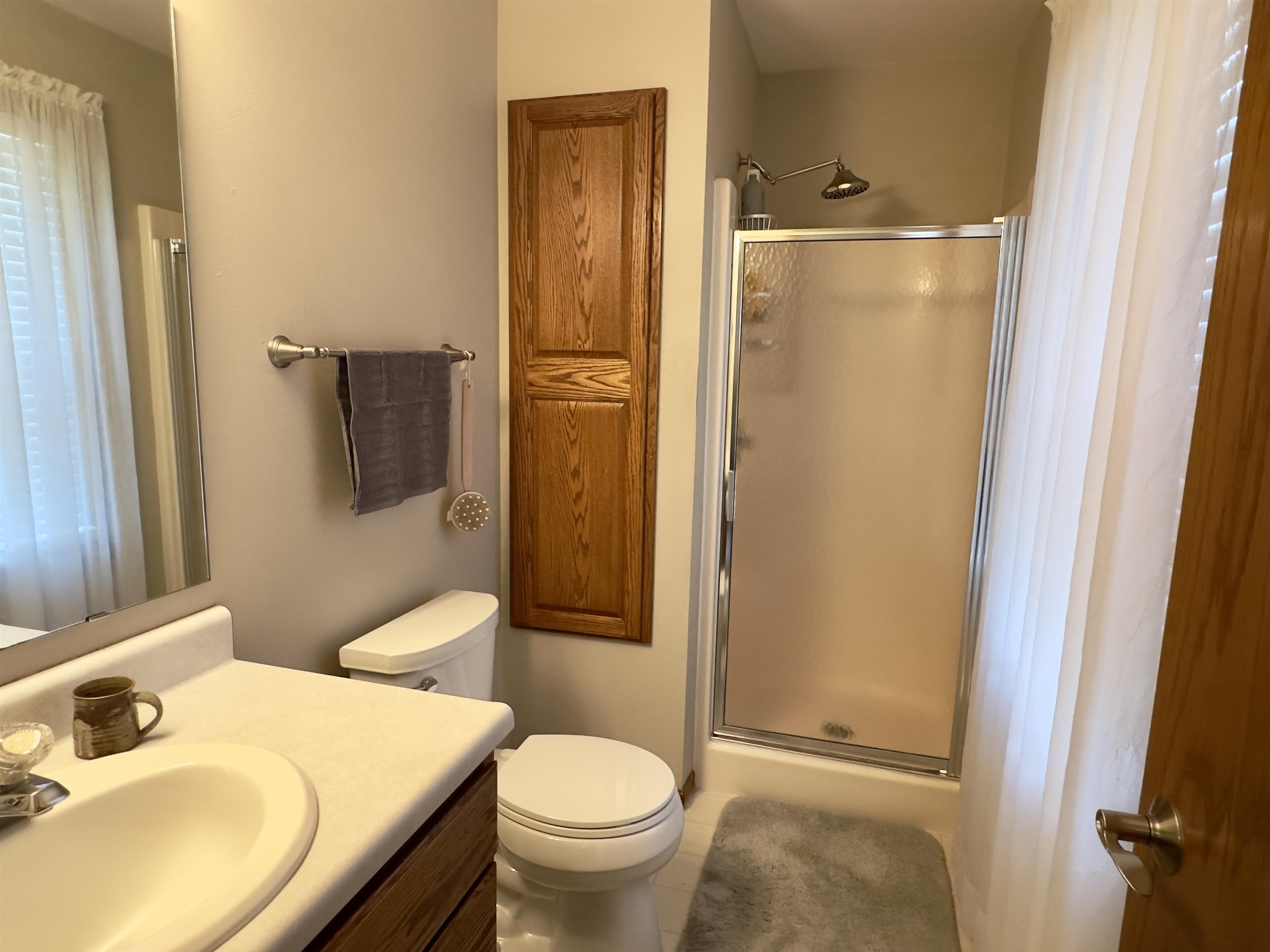 Stoughton, Wisconsin 53589, United States, 3 Bedrooms Bedrooms, ,3 BathroomsBathrooms,Residential,Pending,140940