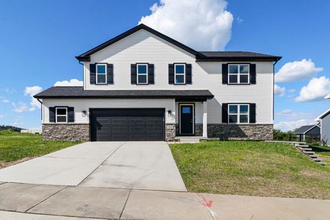 Photo of Lot 5 Hawks View Drive, Edgerton, WI 53534 (MLS # 2010416)