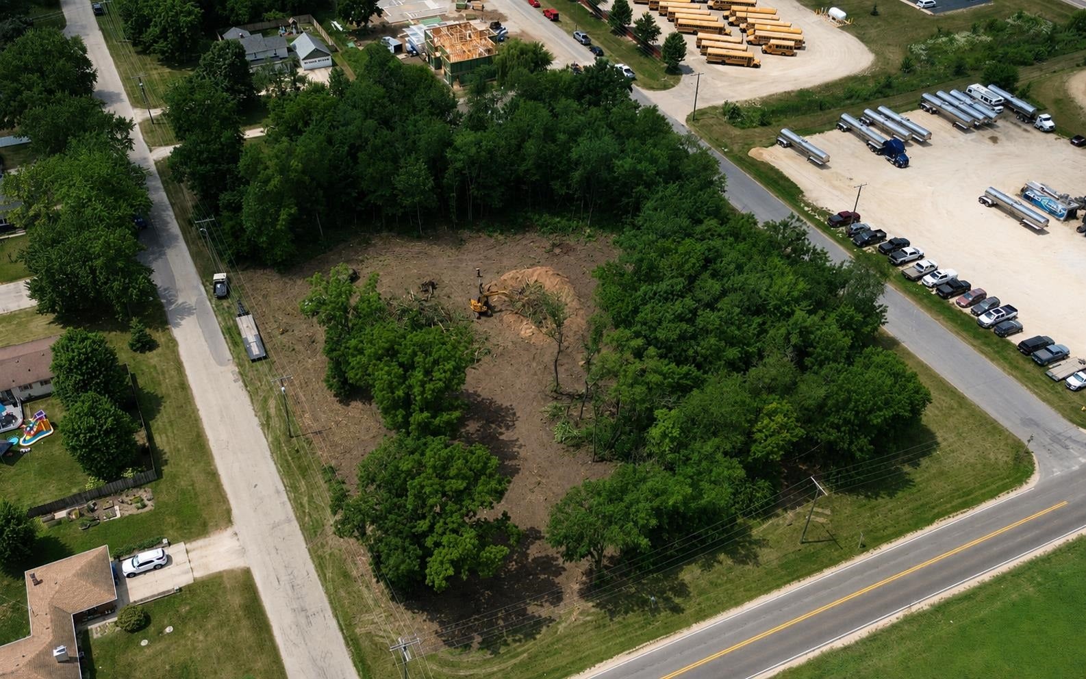 1.6 Ac E 9th Avenue - Photo 4