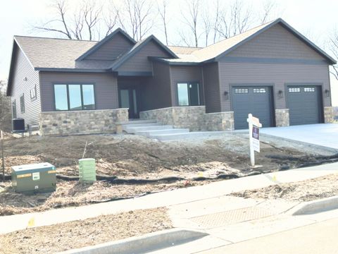 Photo of 3007 Wild Goose Way, Stoughton, WI 53589 (MLS # 2015125)