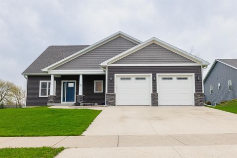 Photo of 118 Nature's Trail, Fall River, WI 53932 (MLS # 2021769)