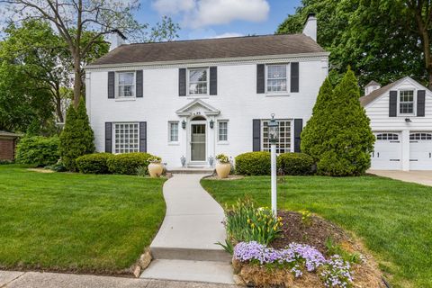 Photo of 22 S Garfield Avenue, Janesville, WI 53545 (MLS # 2006733)
