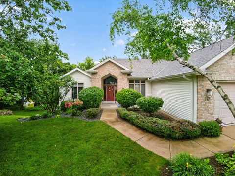 Photo of 148 Fawn Court, Oregon, WI 53575 (MLS # 2025658)