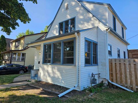 Photo of 222 N 3rd Street, Madison, WI 53704 (MLS # 2020787)
