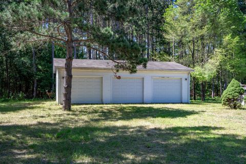 Tiny photo for 3631 W 11th Court, Wisconsin Dells, WI 53965 (MLS # 2005064)