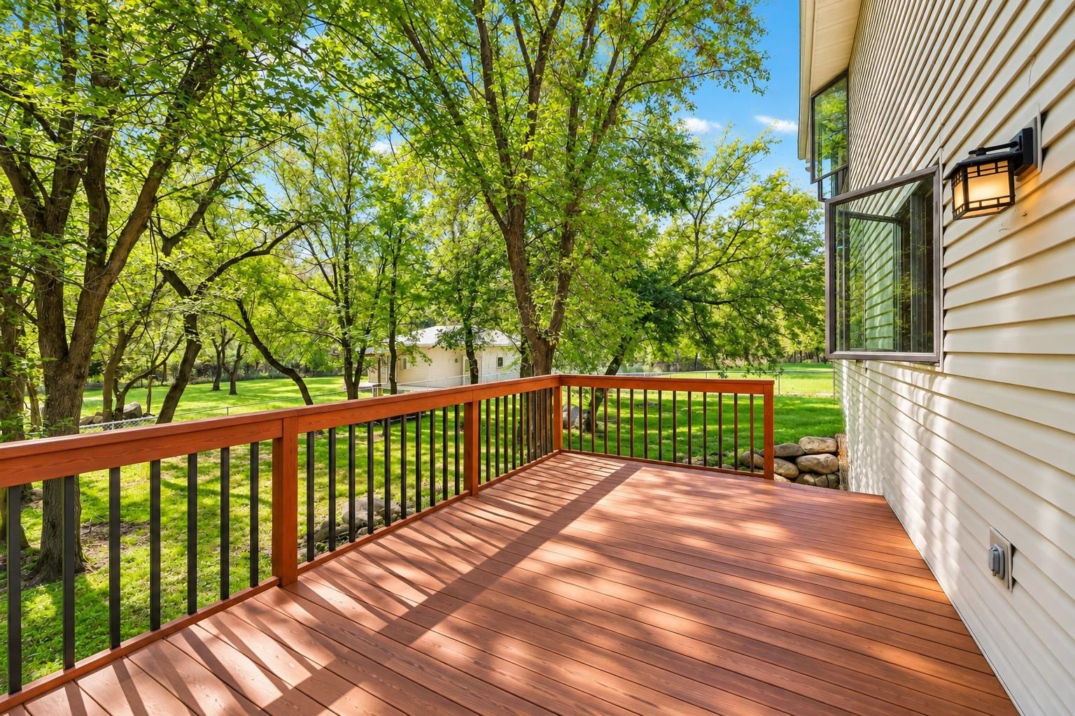 4805 Schneider Drive