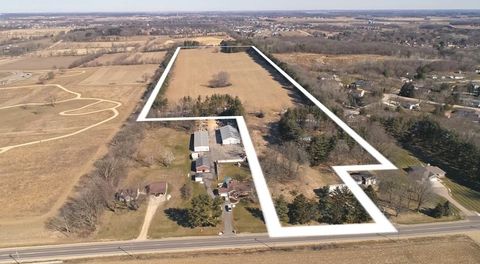4890 County Road A, Oregon, WI 53575 - #: 1995392