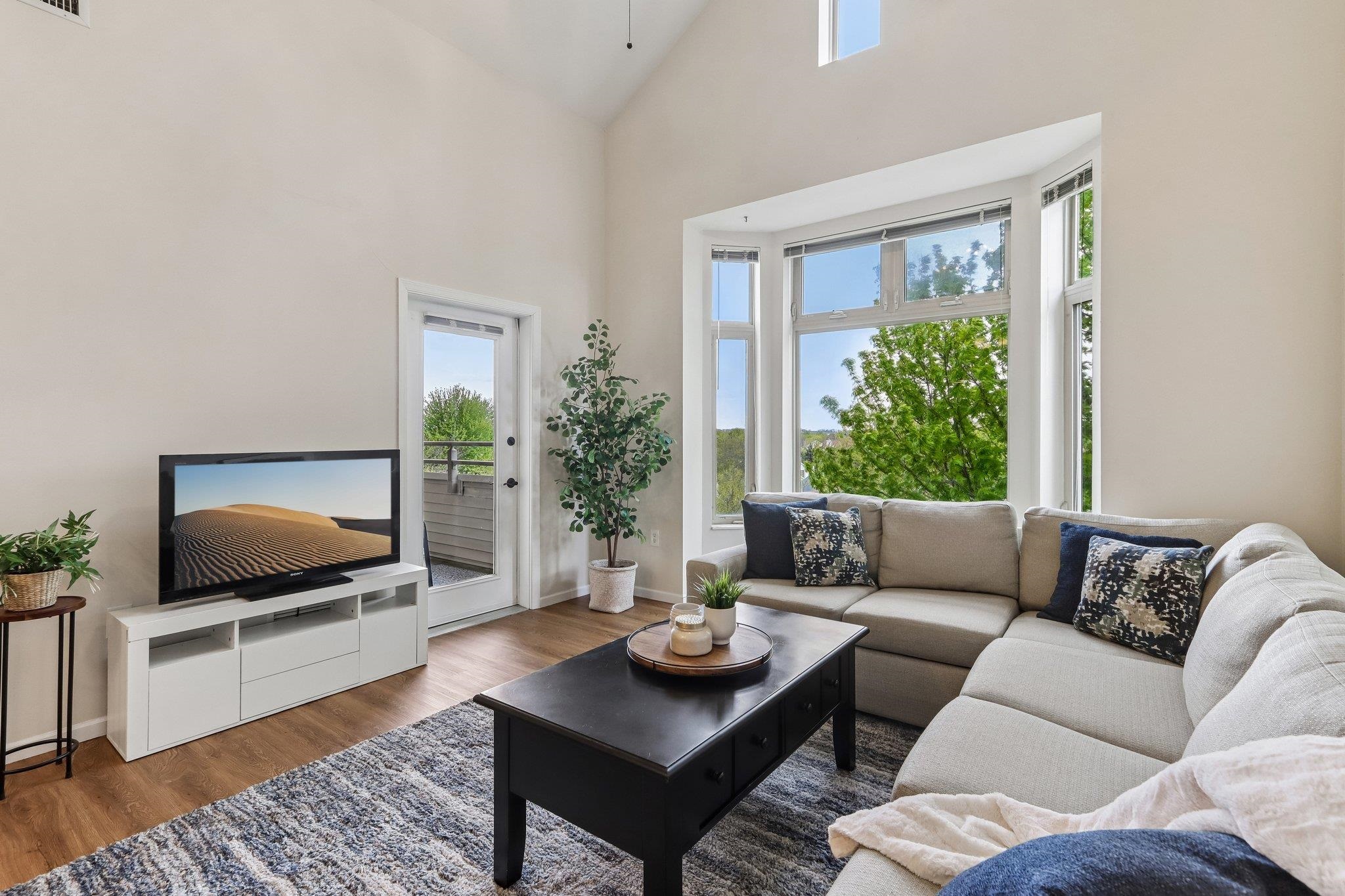 301 Harbour Town Drive 432