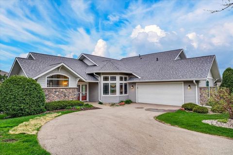 Photo of 1612 Dewberry Drive, Madison, WI 53719 (MLS # 2021498)