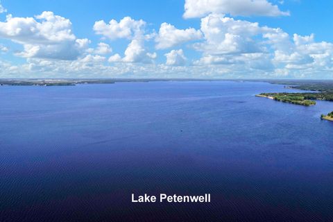 Tiny photo for 593, 595 County Road Z, Nekoosa, WI 54457 (MLS # 2001978)