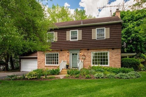 Photo of 1651 E Ridge Road, Beloit, WI 53511 (MLS # 2020062)