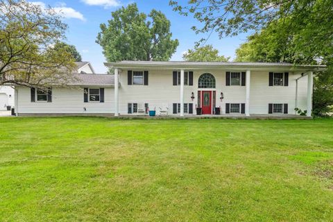 Photo of N3857 Breese Way, Appleton, WI 54913 (MLS # 2028593)
