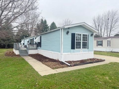 Photo of 7801 88th Street, Pleasant Prairie, WI 53158 (MLS # 2020372)