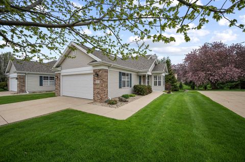 Photo of 357 Concord Drive, Oregon, WI 53575 (MLS # 2021982)