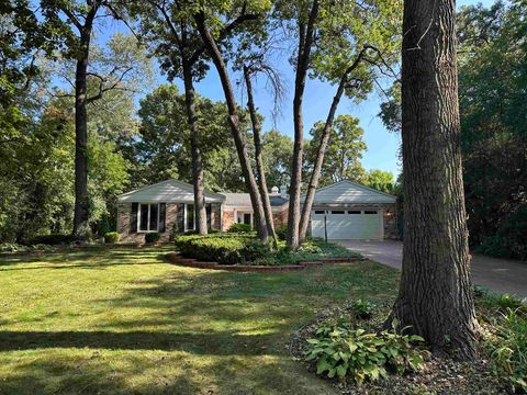 Photo of 3116 Danbury Drive, Janesville, WI 53546 (MLS # 2009411)