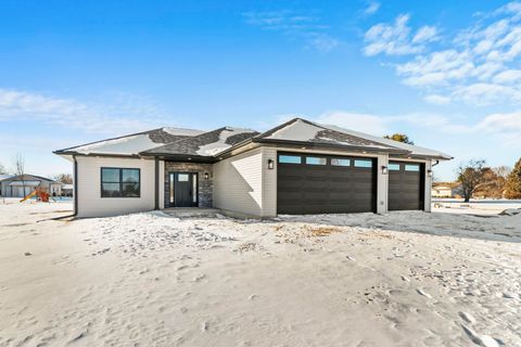 Photo of 752 Erik Street, Spring Green, WI 53588 (MLS # 2015745)