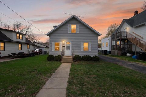 Photo of 852 JOHNSON Street, Beloit, WI 53511 (MLS # 2020723)
