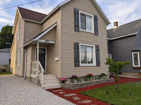 Photo of 206 4th Street, Beaver Dam, WI 53916 (MLS # 2027205)