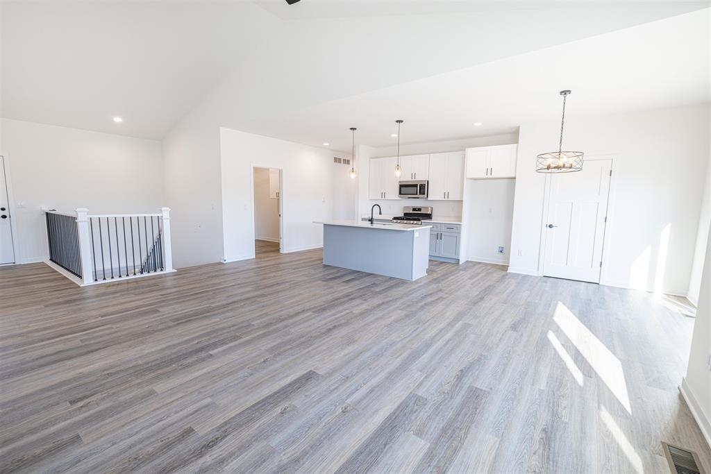 1948 Sequoia Drive