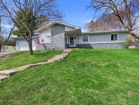 Photo of 1010 Gilbert Street, Wausau, WI 54403 (MLS # 2009394)