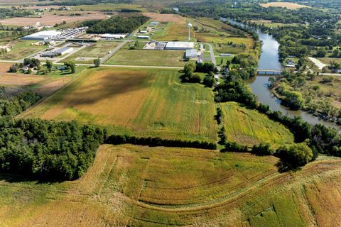 Tiny photo for 98 Acres County Road XX, Berlin, WI 54923 (MLS # 2009814)