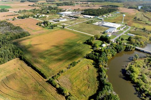 Tiny photo for 98 Acres County Road XX, Berlin, WI 54923 (MLS # 2009814)