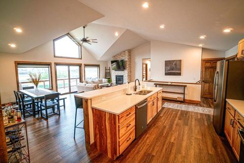 Tiny photo for N8610 Island View Drive, New Lisbon, WI 53950 (MLS # 2013078)