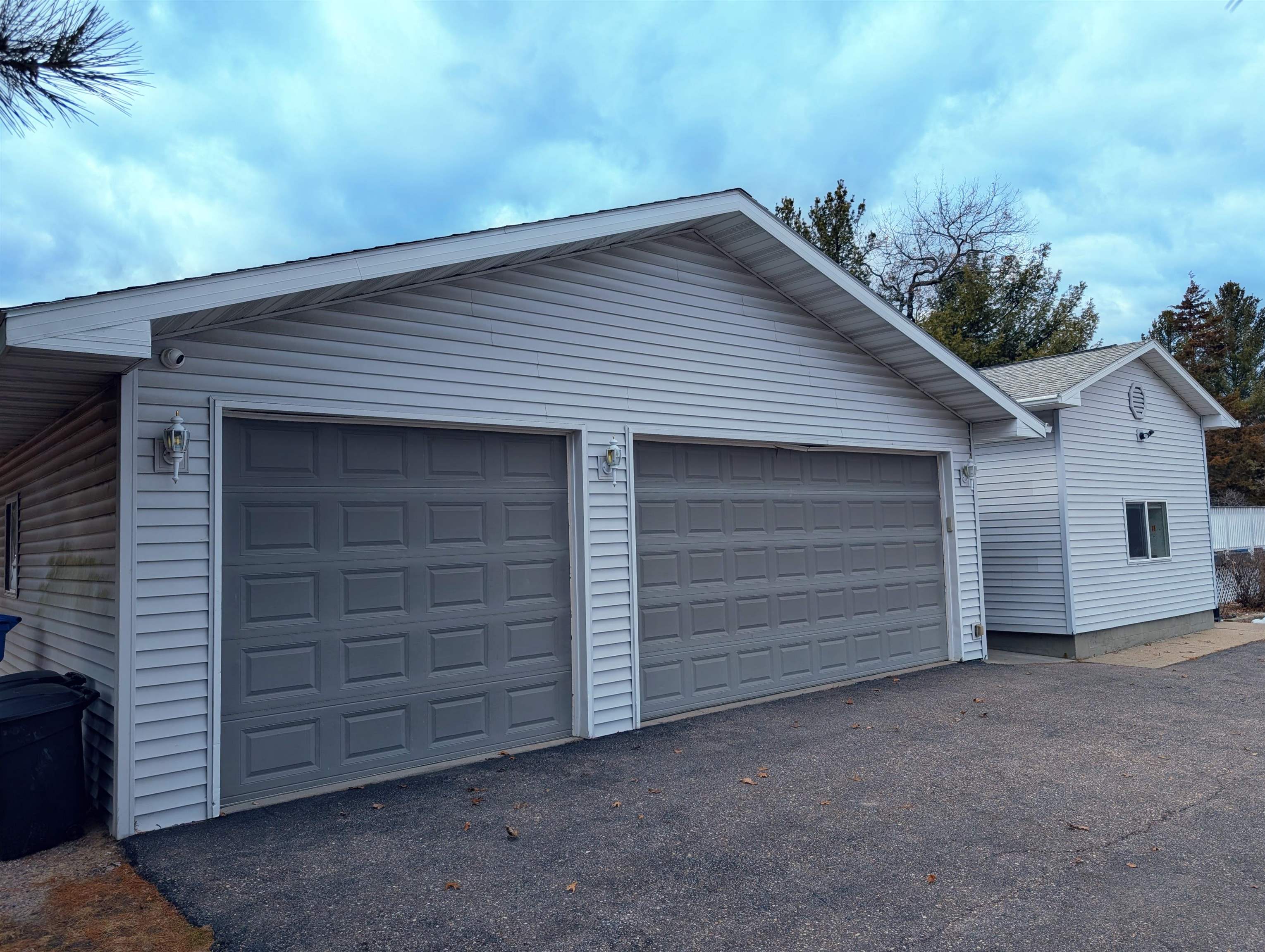 Wisconsin Dells, Wisconsin 53965, United States, 4 Bedrooms Bedrooms, ,3 BathroomsBathrooms,Residential,Active,86948