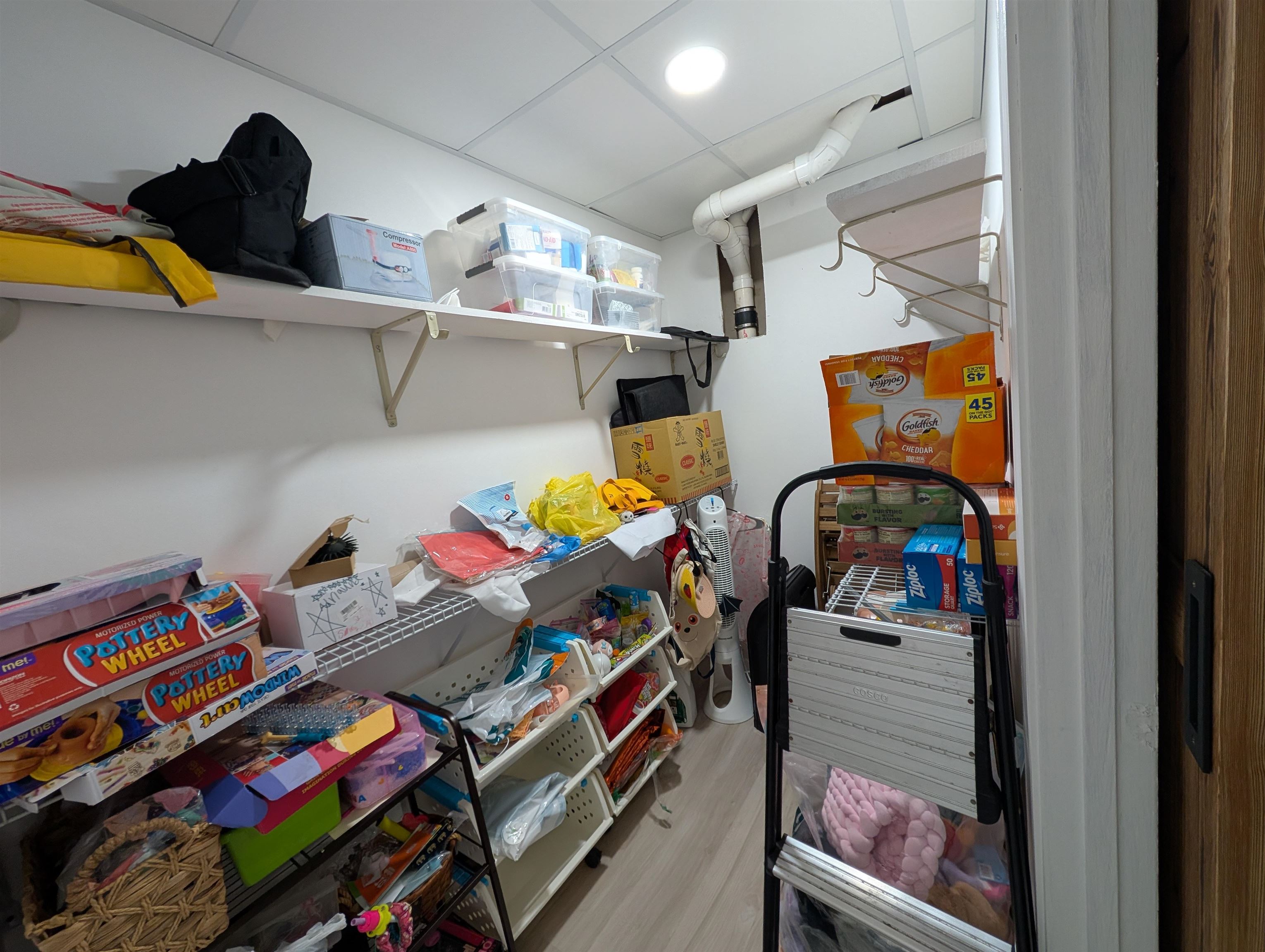 Wisconsin Dells, Wisconsin 53965, United States, 4 Bedrooms Bedrooms, ,3 BathroomsBathrooms,Residential,Active,86948