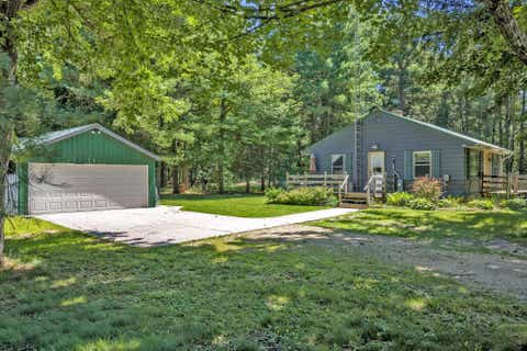 Photo of 2992 Highway 13, Wisconsin Dells, WI 53965 (MLS # 2027612)
