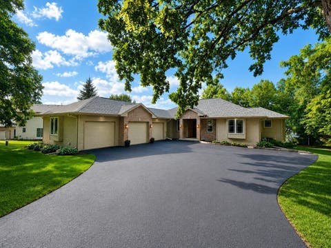 Photo of 3738 Oak Lane Drive, Beloit, WI 53511 (MLS # 2029595)