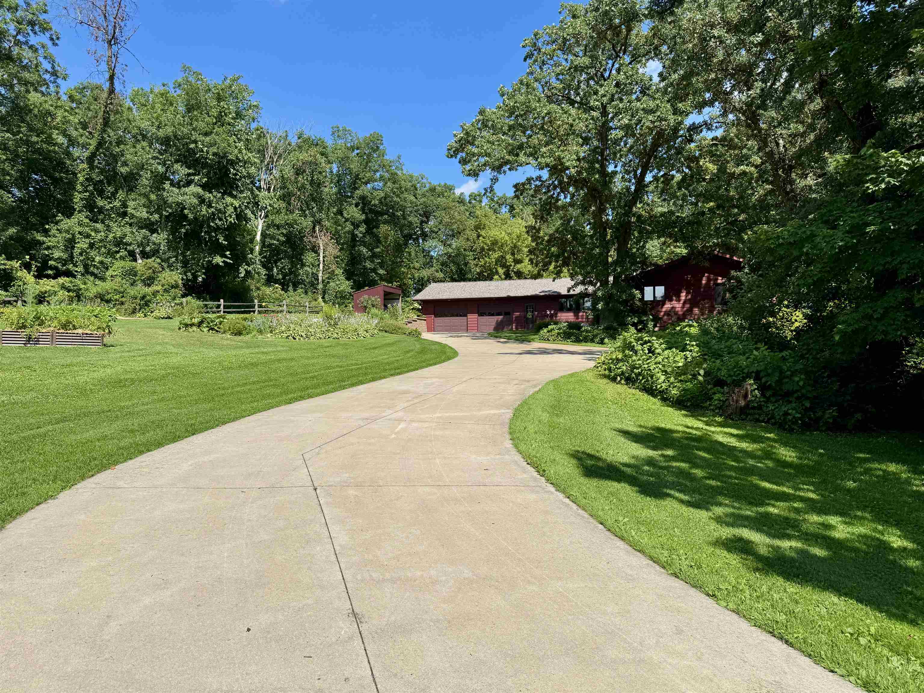 13528 Old Highway G Road