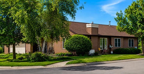 Photo of 1352 Windsor Circle, Watertown, WI 53098 (MLS # 2025357)