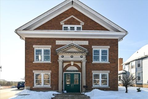 Photo of 422 W Madison Street, Waterloo, WI 53594 (MLS # 2014216)